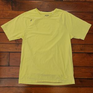 RHONE Reign Performance T Shirt Men's Size Large Light Yellow Gym Workout